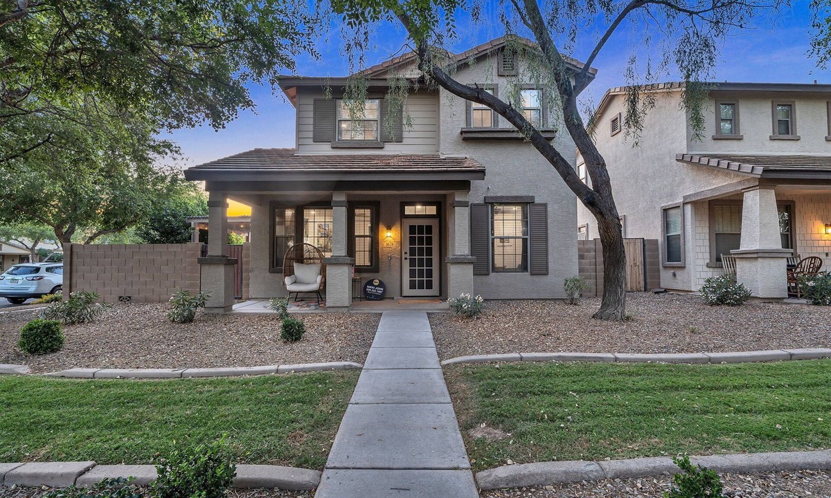 Gilbert House | Cuban inspired Mid Term Rental in the heart of Gilbert