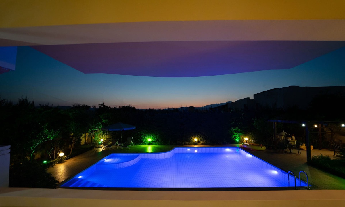 Kamisiana House | Golden Rose Suites