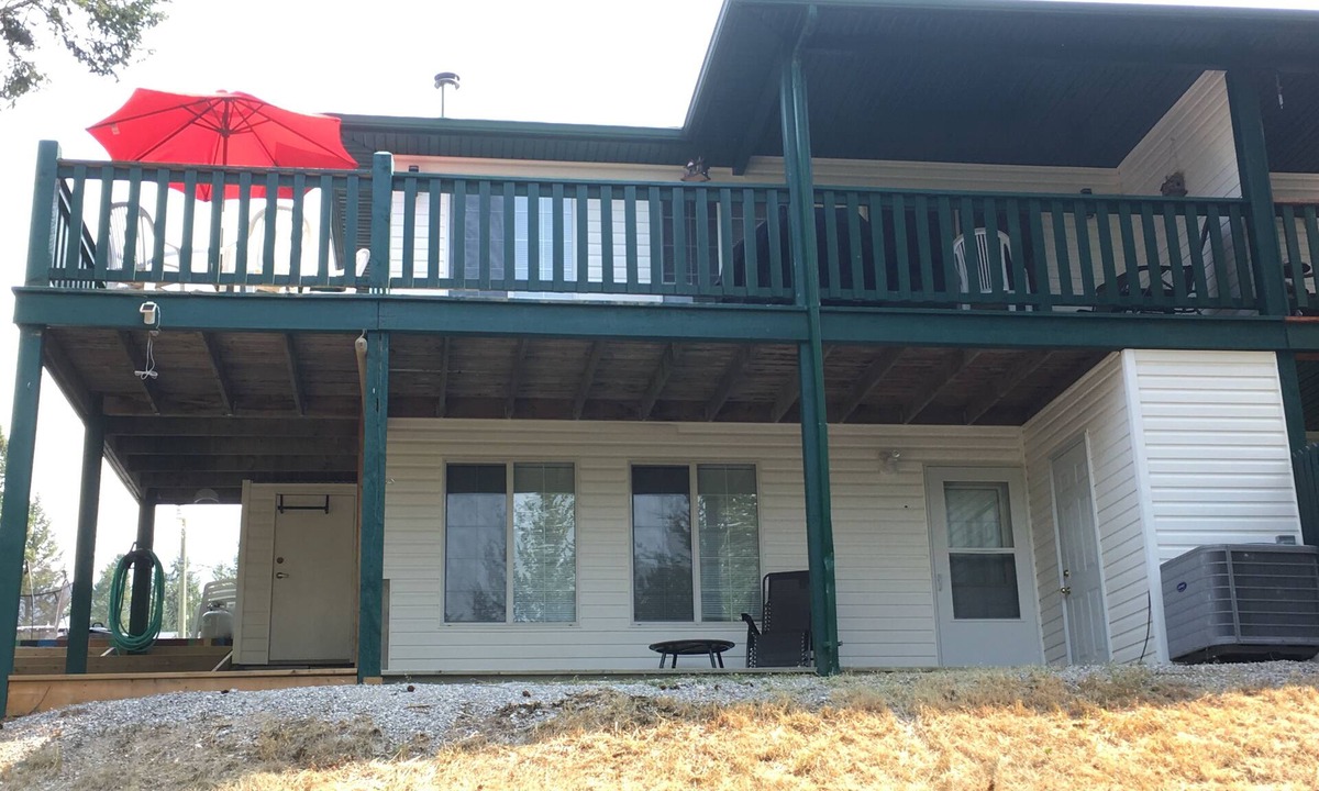 Invermere House | Incredible spacious location with something for everyone!