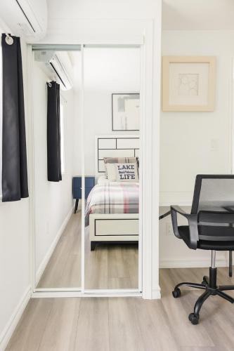 East Windsor House | Jnice Residence