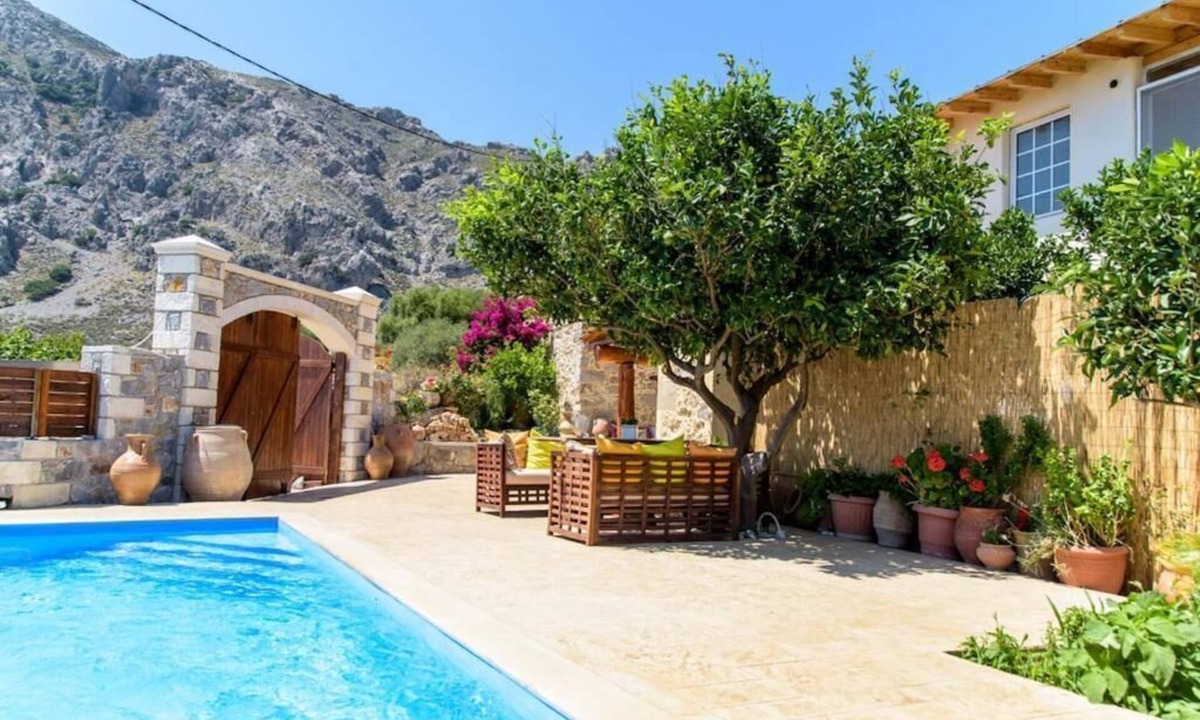 Agios Vasileios Villa | Kliton Villa