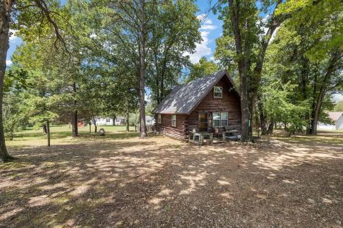 Golden House | Nature's Nook - Fire Pit & Near Fishing & Golf