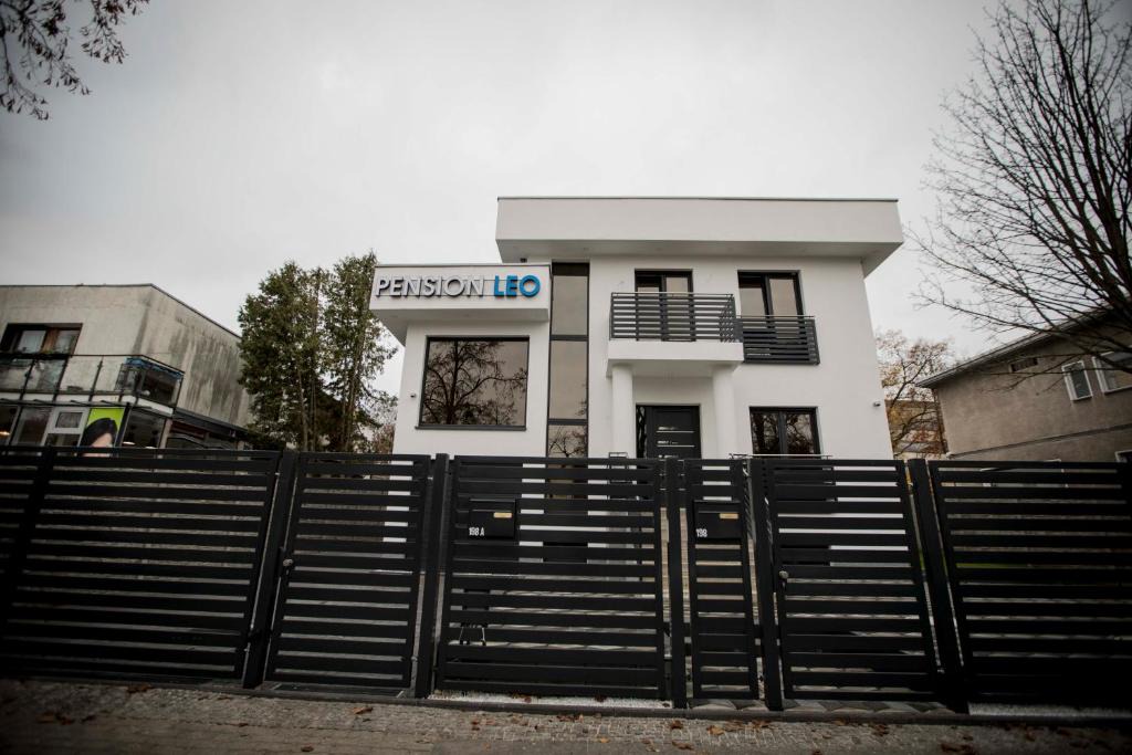 Neukoelln House | Pension Leo