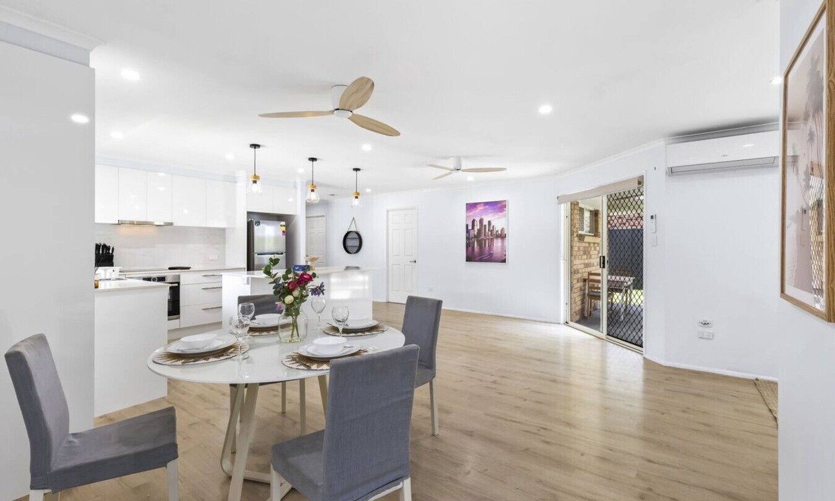Pacific Pines House | Poolside Paradise – 5BR Family Haven with pool