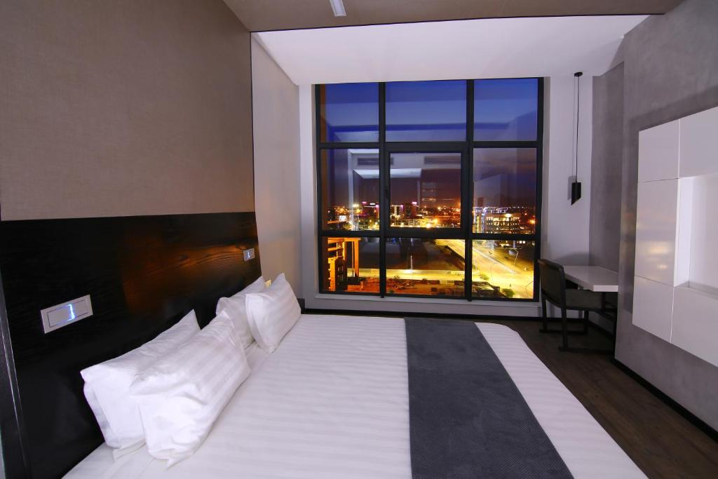 Gaborone Hotel | Room50Two