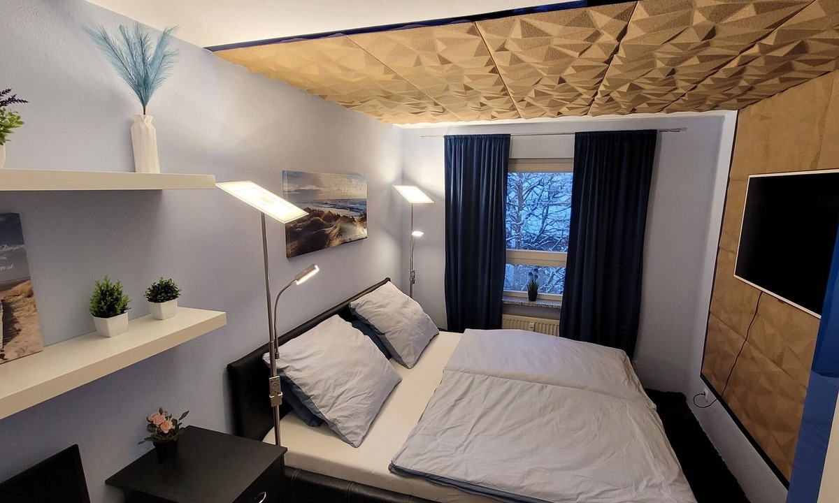 Munchen District Apartment | Unique Munich apartment with 3 rooms, balcony and parking space