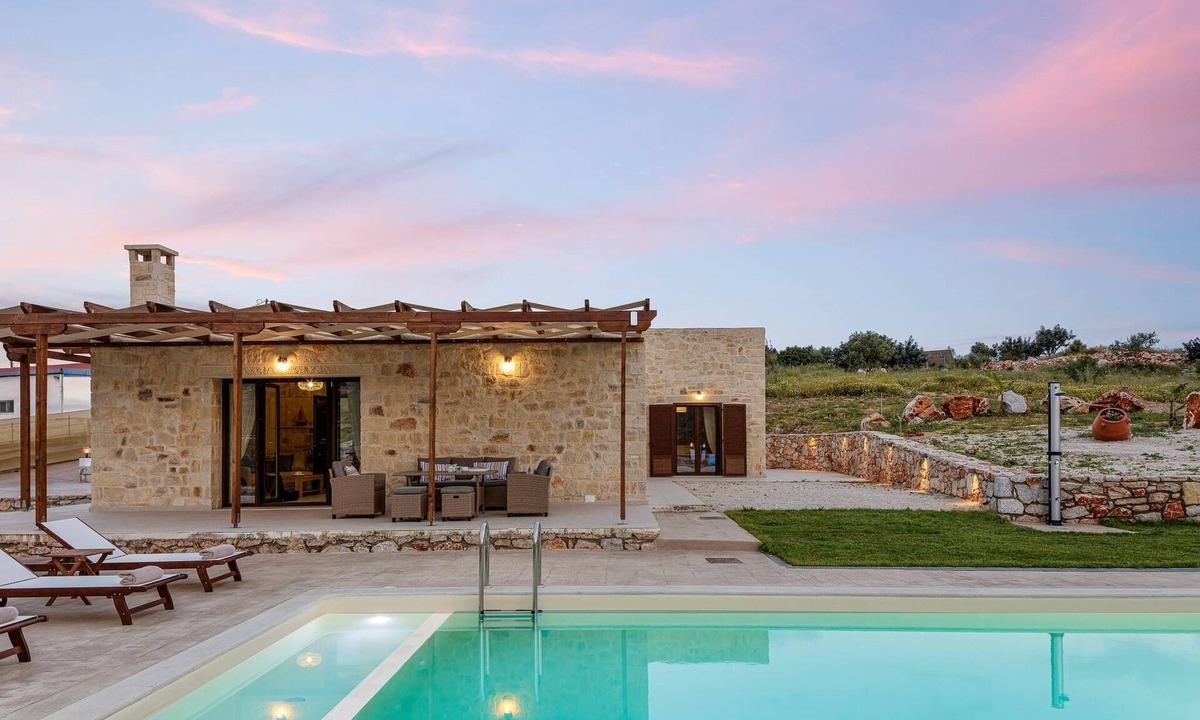Melidoni Villa | Unique Stonebuilt rural Retreat with private pool!