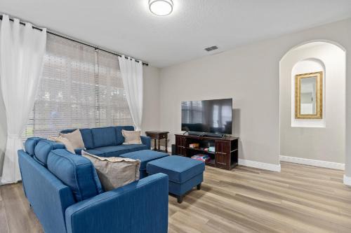 Windsor Hills Villa | WindsorHills Villa Pool Resort Amenities Minutes to Disney