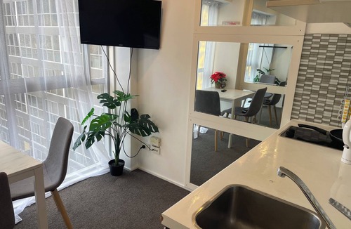 Newton Apartment | Affordable Apartment in the Heart of the City