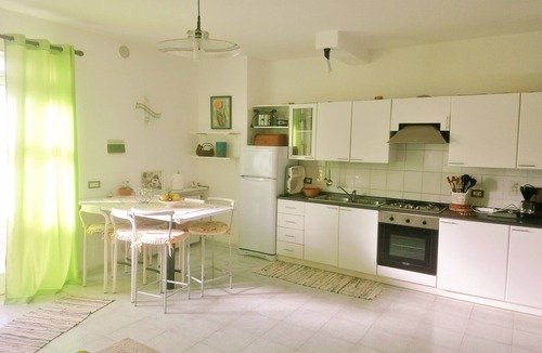 Casa Papa Apartment | Apartment in private cottage with garden and privat Pool