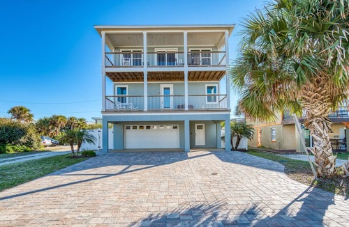 St. Augustine Beach House | Beach Retreat: Luxury 5 BR Beach House perfect for the whole family