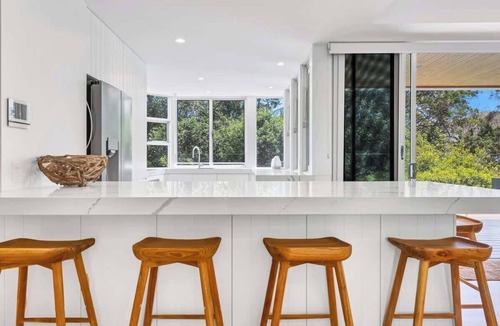 Mooloolaba Apartment | BEACH01- Mooloolaba Beachfront with Private Pool