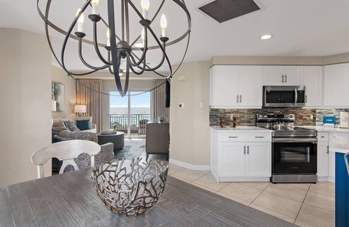 Sandestin Condo | Beachfront ~ Golf Cart ~ Seasonally Heated Pool