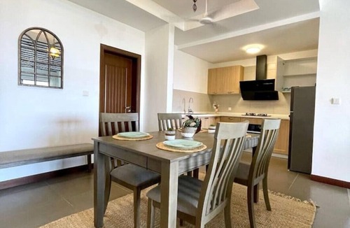 Mtwapa Apartment | Beachfront Oasis | Balcony Sunsets | Fast WiFi | 3 Pools + Waterpark