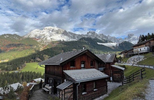 Annaberg-Lungoetz House | Cabin with great location and view of the Bischofsmütze Mountain