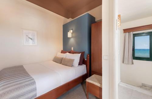 Platanias Town Resort | Caldera Bay