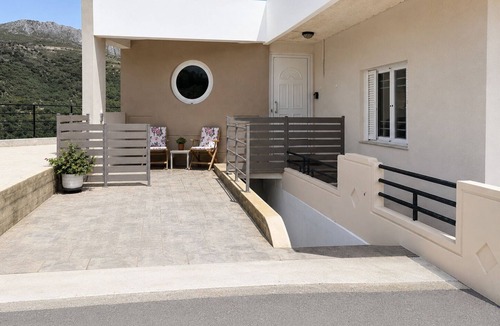 Fragkokastello Apartment | Capostagno House Karolos