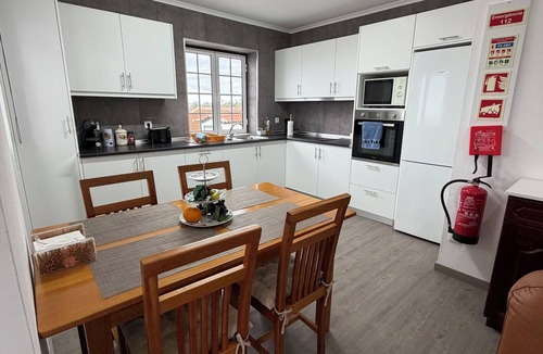 Biscoitos Apartment | Casa do Horizonte - Family-Friendly Apartment with Ocean & Mountain Views