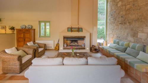 Casa Papa Villa | Casale Palombieri by DomuSicily