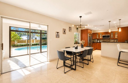 South Lake Villa | ★CHARMING 3BDR VILLA W/PRIVATE POOL & SPACIOUS BACKYARD IN HOLLYWOOD