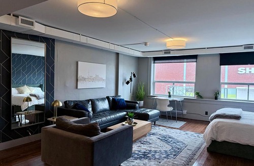 Riverdale Hotel | Danforth Hotel
