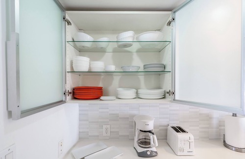 West Avenue Villa | DIAMOND GREAT VILLA FOR LARGE GROUPS IN THE HEART OF SOUTH BEACH!
