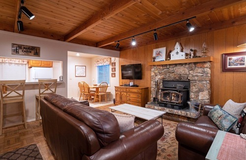 Tahoma House | Discover 'North of Bliss': a Serene, Family and Dog Friendly West Shore Retreat By Tahoe Time VR