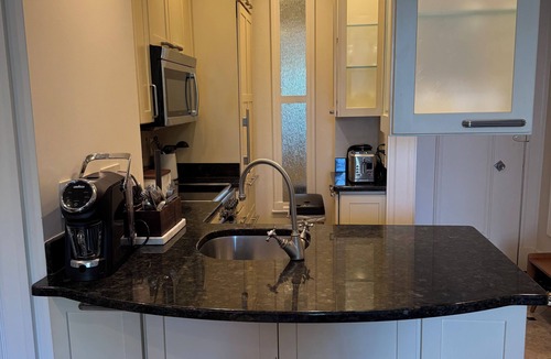Beacon Hill Condo | Elegant Mid-Century Modern Condo — Fully Furnished Luxury in the Heart of Boston