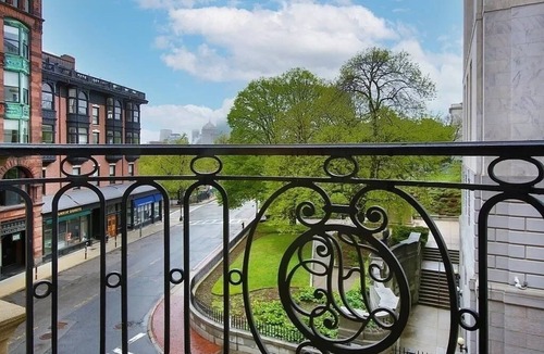 Beacon Hill Condo | Elegant Mid-Century Modern Condo — Fully Furnished Luxury in the Heart of Boston