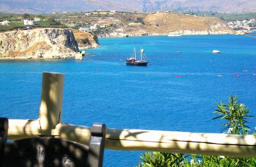 Plaka Apartment | Emerald