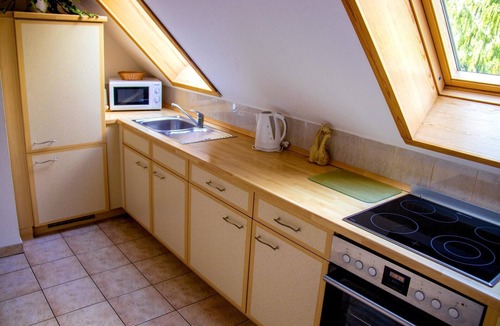 Rahnsdorf Apartment | Experience Berlin near the forest and lake