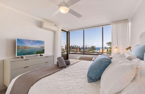 Manly Apartment | Harbourside apartment with Breathtaking Views
