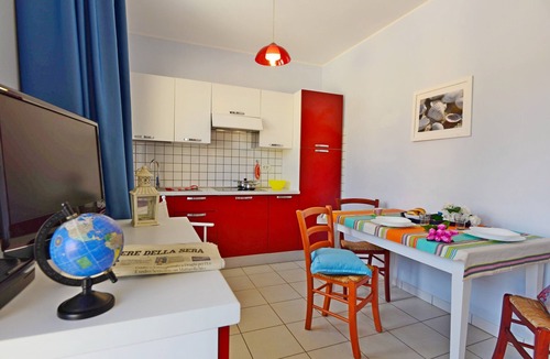 Cavo Apartment | Holiday Apartment "La Pergola al Cavo" with Sea View, Pool and Terrace