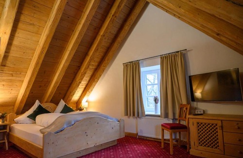 Allach-Untermenzing Hotel | InselMühle