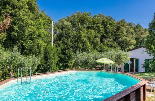 Rosignano Marittimo House | Wonderful private villa for 7 guests with private pool, TV, terrace and pets allowed