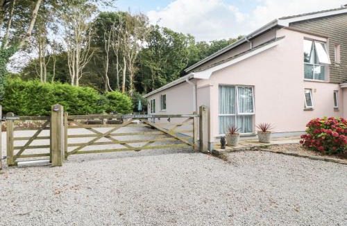 Saint Erth Praze House | Little Westwards