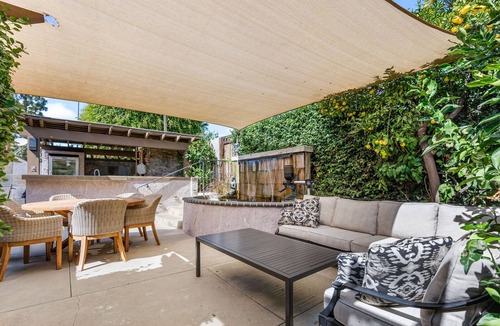 North Tustin House | Lovely Tustin Home w/Outdoor Kitchen: 3 mi to Zoo