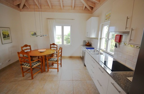 Quelfes House | Luxurious vacation home with natural pool and sea view