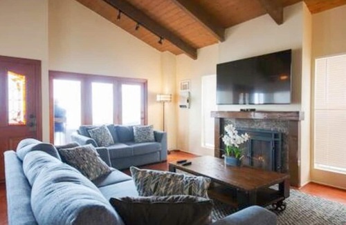 Venice Apartment | Luxury Venice Beach Penthouse with Panoramic Ocean Views