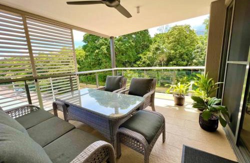 Darwin City Centre House | Luxury Waterfront Apartment (2 bedrooms)