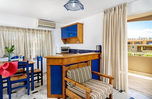 Gerani Apartment | Matzi Studios & Apartments
