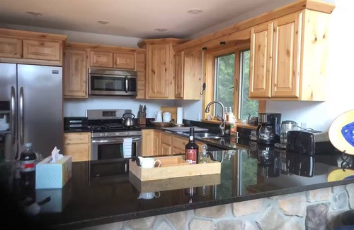 Windham Ski Chalet | Modern 3BR/4BA Windham chalet w/hot tub, views & mins to ski, bars, dining!