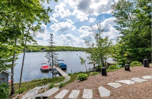 Perry House | Modern 4BR Lakefront Cottage w/Hot Tub & Dock