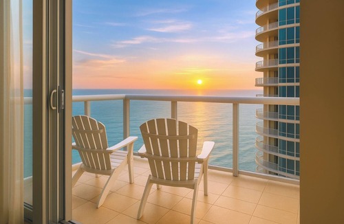 Sunny Isles Beach Condo | Oceanfront Condominium with Breathtaking Views and Beach Access