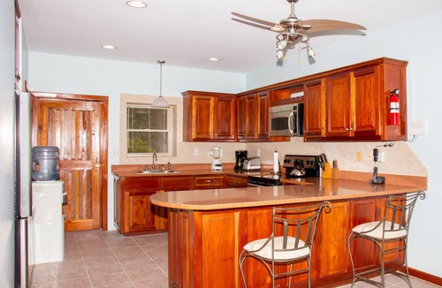 San Pedro Condo | Oceanfront First Floor 2 Bed/2 Bath - Free use of Kayaks