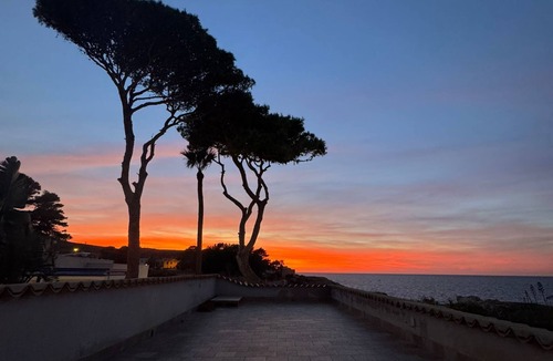 Erice Villa | Panoramic villa surrounded by greenery with private access to the sea