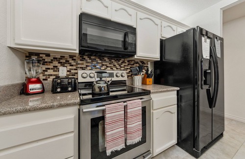 La Quinta Cove Cottage | Pool/Spa Private Close to La Quinta Village/Hiking/Golf 3 King beds #107429