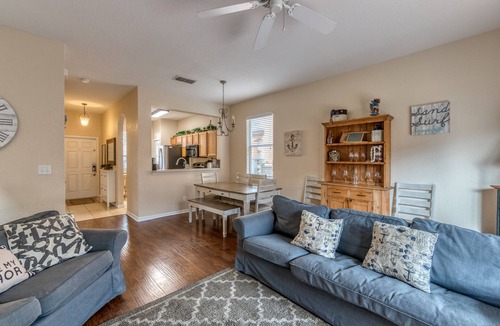 Kissimmee House | Popular 4 Bed Resort home, w/resort pool, & water slides. Disney 4 miles