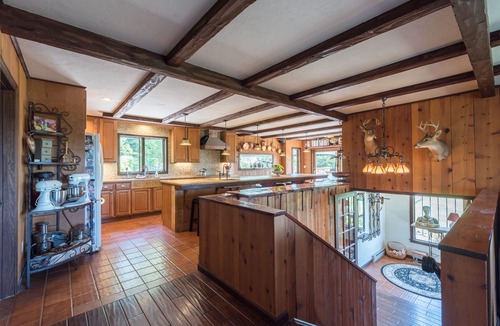 Windham House | Private Pickleball Ct - Indoor Hot Tub - Spa Room - Lift Tkts