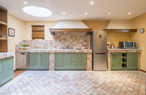 Massa e Cozzile Villa | Private Villa with A/C, WIFI, sauna, private pool, hot tub, TV, patio, pets allowed, panoramic view